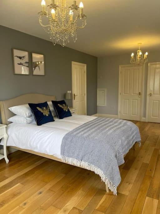 Large Coastal Cottage, Private Indoor Pool, Hut Tub, Sauna And Steam Pod Weymouth Exterior foto